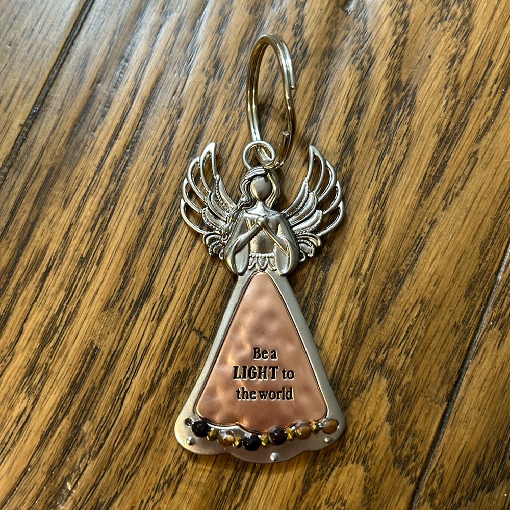 R1 “Be a LIGHT to the world” copper ARTISAN BEAD ANGEL ORNAMENT Ganz praying